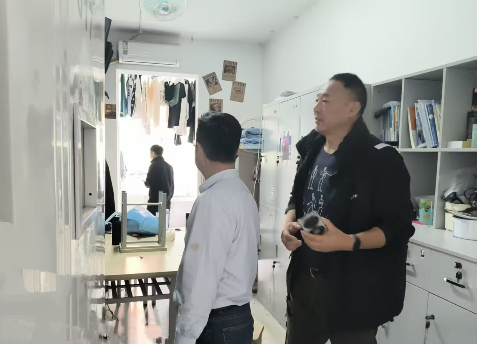 图片2.png 图片2.png